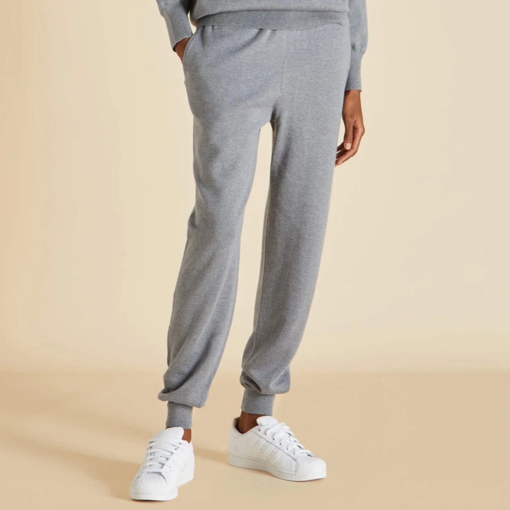 Olivia von Halle Gray Cashmere Jogger Pants